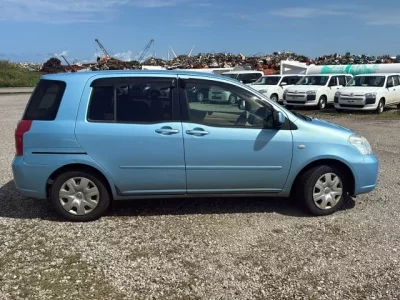 Toyota RAUM