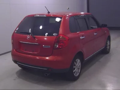 Mazda VERISA
