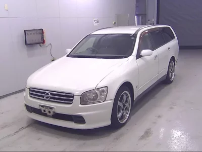 Nissan STAGEA