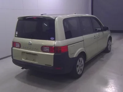 Nissan LAFESTA
