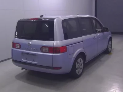 Nissan LAFESTA