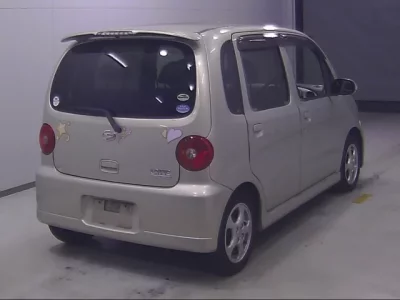 Daihatsu MOVE LATTE