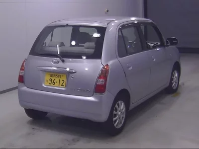 Daihatsu MIRA