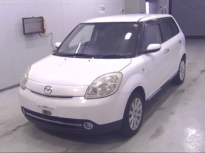 Mazda VERISA