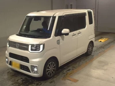 Toyota PIXIS MEGA