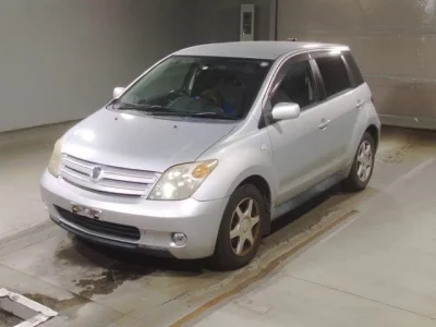 Toyota IST