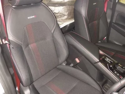 Nissan AURA