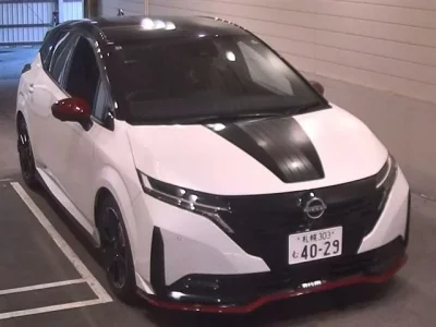 Nissan AURA