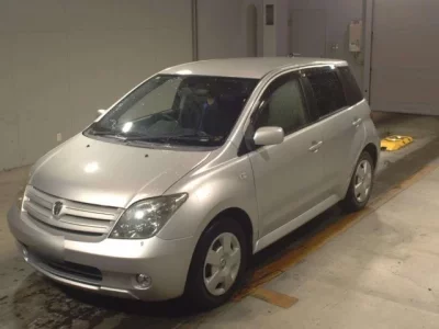 Toyota IST