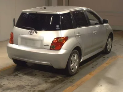 Toyota IST