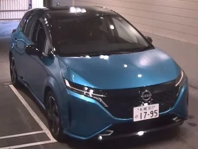 Nissan AURA