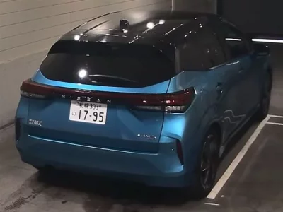 Nissan AURA