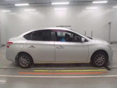 Nissan SYLPHY