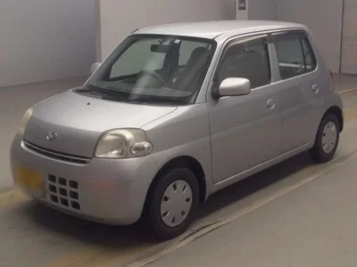 Daihatsu Esse