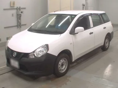 Nissan AD