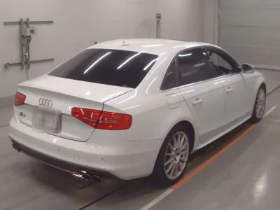 Audi S4
