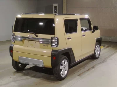 Daihatsu TAFT