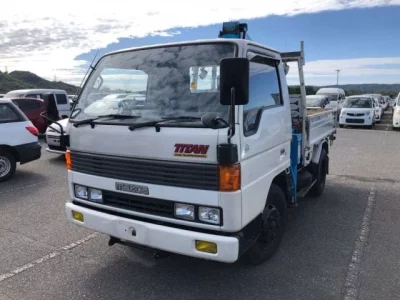 Mazda TITAN