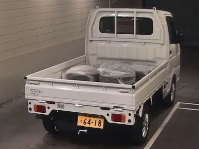 Nissan CLIPPER TRUCK