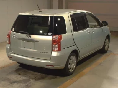 Toyota RAUM