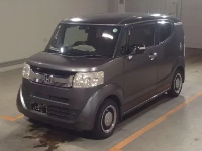 Honda N BOX SLASH