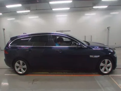 Jaguar XF SERIES