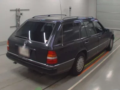 Mercedes-Benz E CLASS WAGON