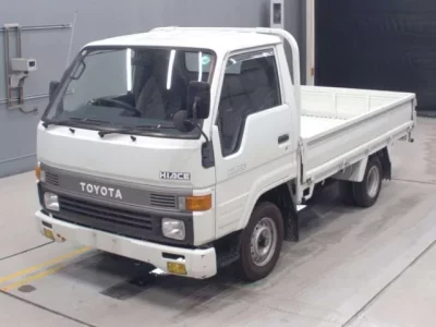 Toyota HIACE TRUCK