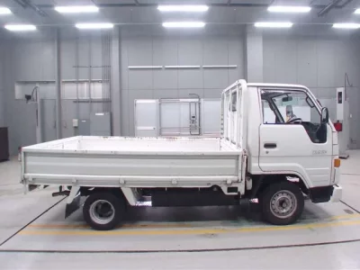 Toyota HIACE TRUCK