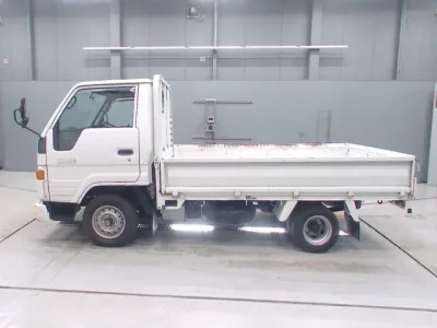 Toyota HIACE TRUCK