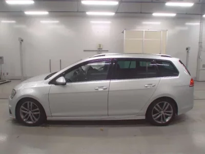 Volkswagen GOLF VARIANT