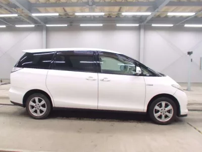 Toyota ESTIMA HYBRID