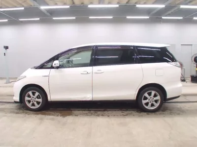 Toyota ESTIMA HYBRID