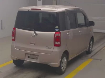 Daihatsu TANTO EXE