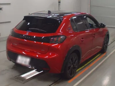 Peugeot E-208