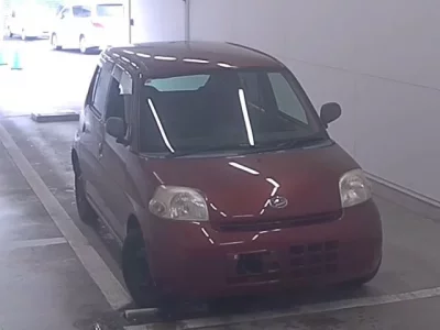 Daihatsu Esse