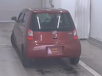 Daihatsu Esse
