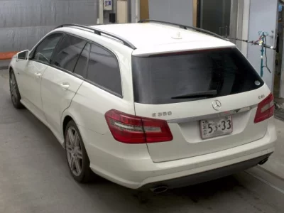 Mercedes-Benz E CLASS WAGON