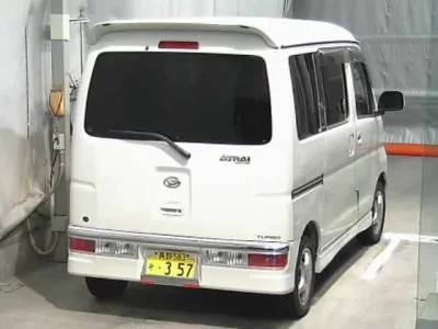 Daihatsu Atrai Wagon
