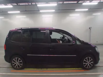 Volkswagen GOLF TOURAN