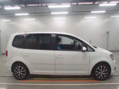 Volkswagen GOLF TOURAN