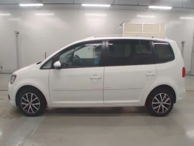 Volkswagen GOLF TOURAN
