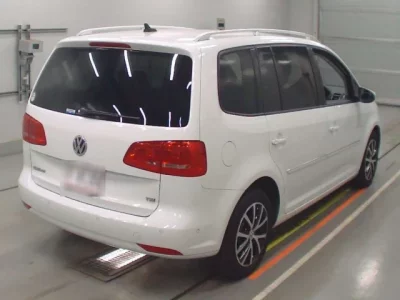 Volkswagen GOLF TOURAN