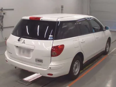 Mitsubishi LANCER VAN