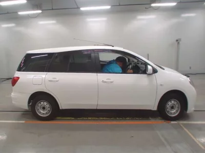 Mitsubishi LANCER VAN