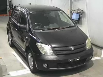 Toyota IST