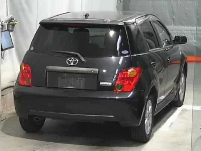 Toyota IST