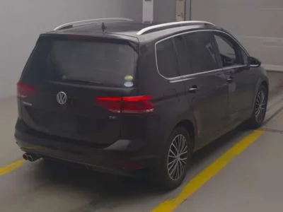 Volkswagen GOLF TOURAN