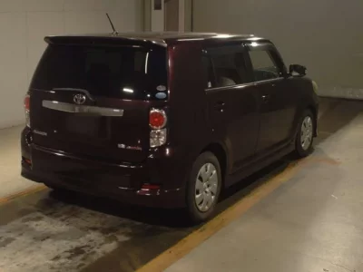 Toyota COROLLA RUMION