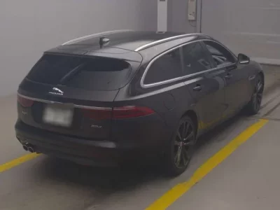 Jaguar XF SERIES